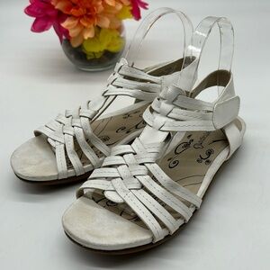 BareTraps Raygan White Strappy Sandals Size 7.5 MCS6908L